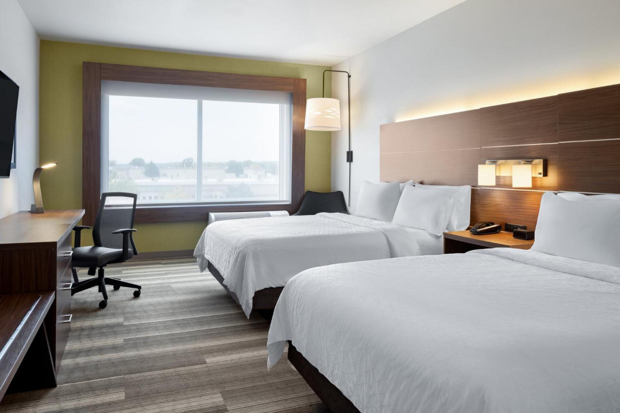 Holiday Inn Express & Suites - Madison West - Middleton By Ihg Exterior foto